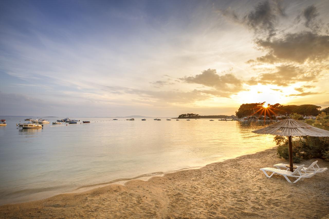 Valamar Camping Padova Banjol Екстер'єр фото