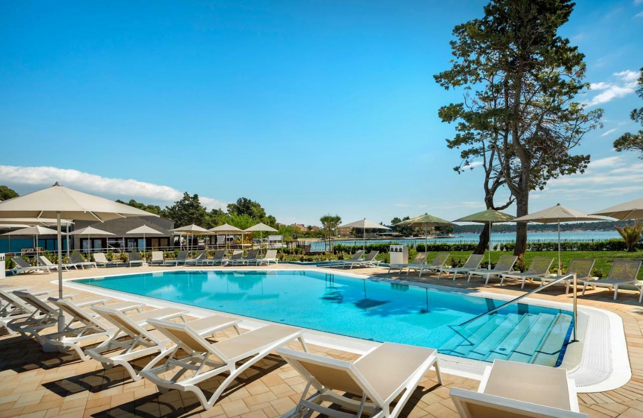 Valamar Camping Padova Banjol Екстер'єр фото